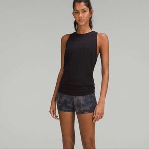 Lululemon All Tied Up Tank (Vitasea)
Black‎ size 10